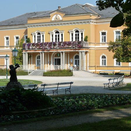 Parkhotel Zur Klause Bad Hall Dış mekan fotoğraf
