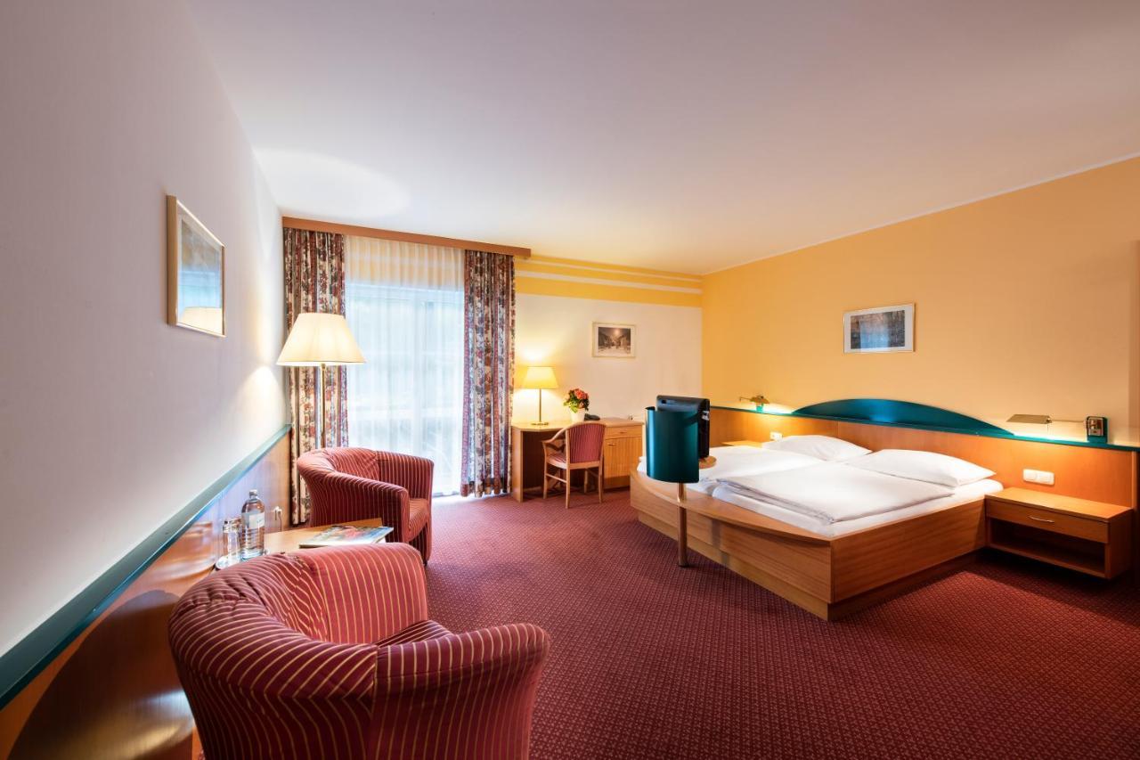 Parkhotel Zur Klause Bad Hall Dış mekan fotoğraf