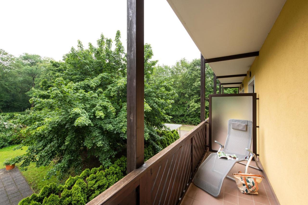Parkhotel Zur Klause Bad Hall Dış mekan fotoğraf