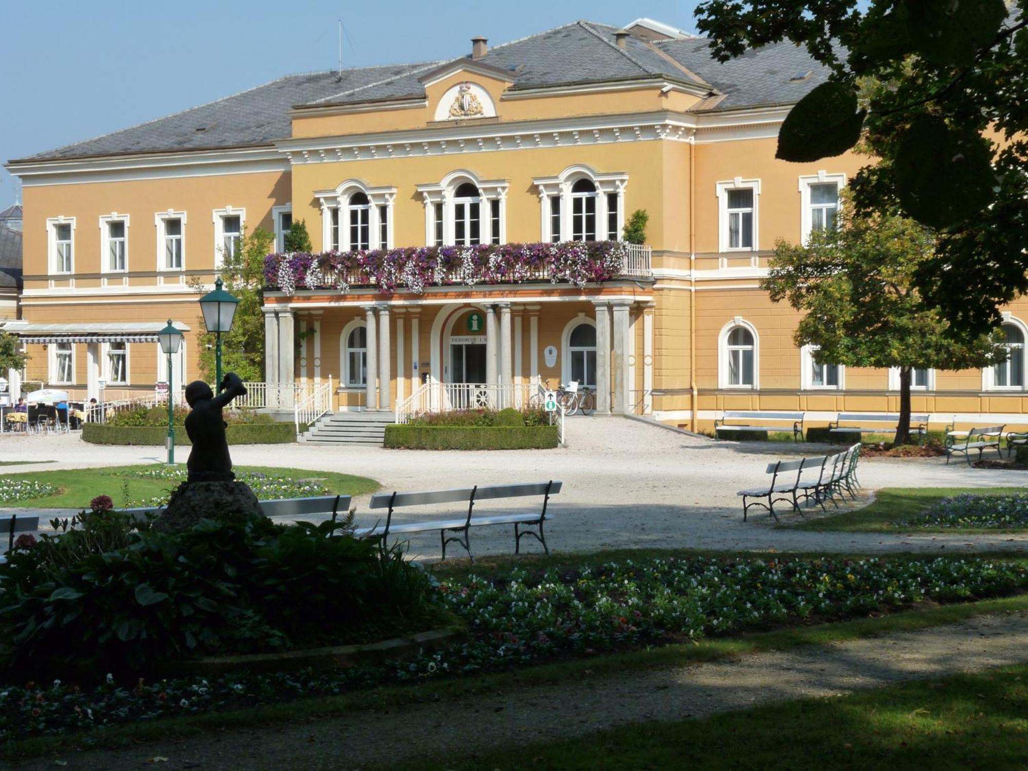Parkhotel Zur Klause Bad Hall Dış mekan fotoğraf